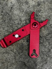 Portable Bicycle Chain Plier Tool Missing Master Link Tool Red