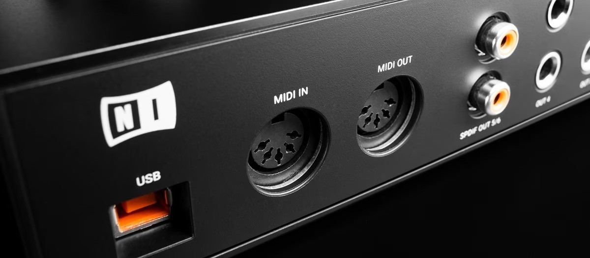 【美品】KOMPLETE AUDIO6 MK2 USB付き Native Instruments KOMPLETE AUDIO 6 MK2 USB Audio Interface 6