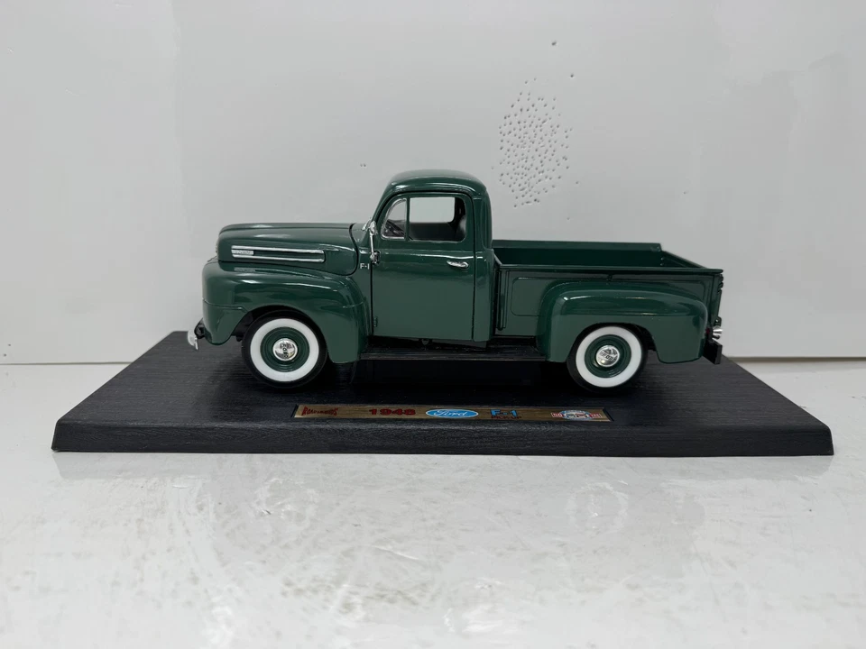 Yat Ming Road Legends 1948 Ford F-1 Pickup 1:18 Diecast - Изображение 2 из 4
