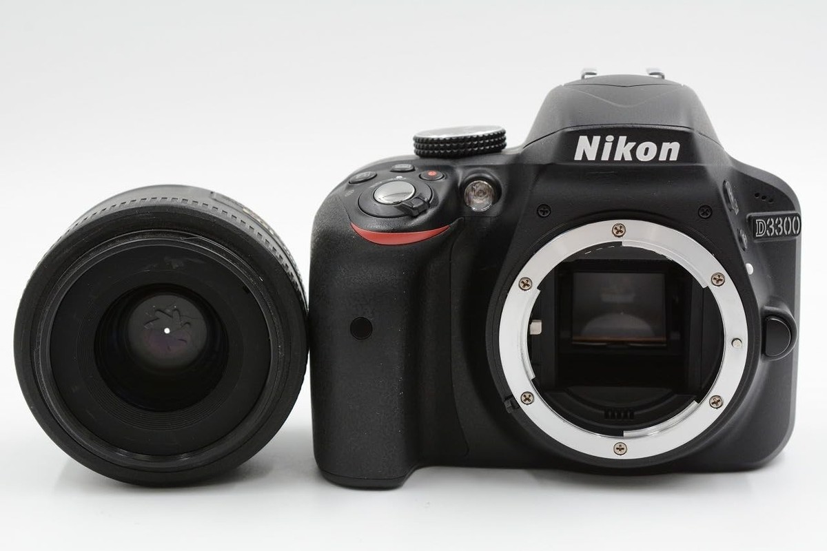 Nikon D3300 DSLR Body (Black) w/ 35mm f03725