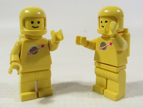 LEGO 6826 Classic Space CRATER CRAWLER Lot of 2 100% Complete w/Instructions