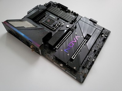 ASRock Z790 NOVA WiFi - PCIe Gen 5, DDR5, WiFi 7, 6 x M.2 , 12/13/14th Gen Intel