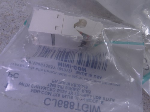 5x GENIUNE Panduit CJ688TGIW Cat6 Mini-Com Jack Module, Off-White - Afbeelding 7 van 8