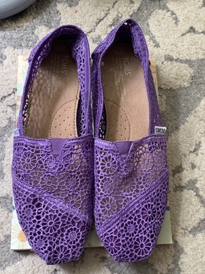 purple lace toms