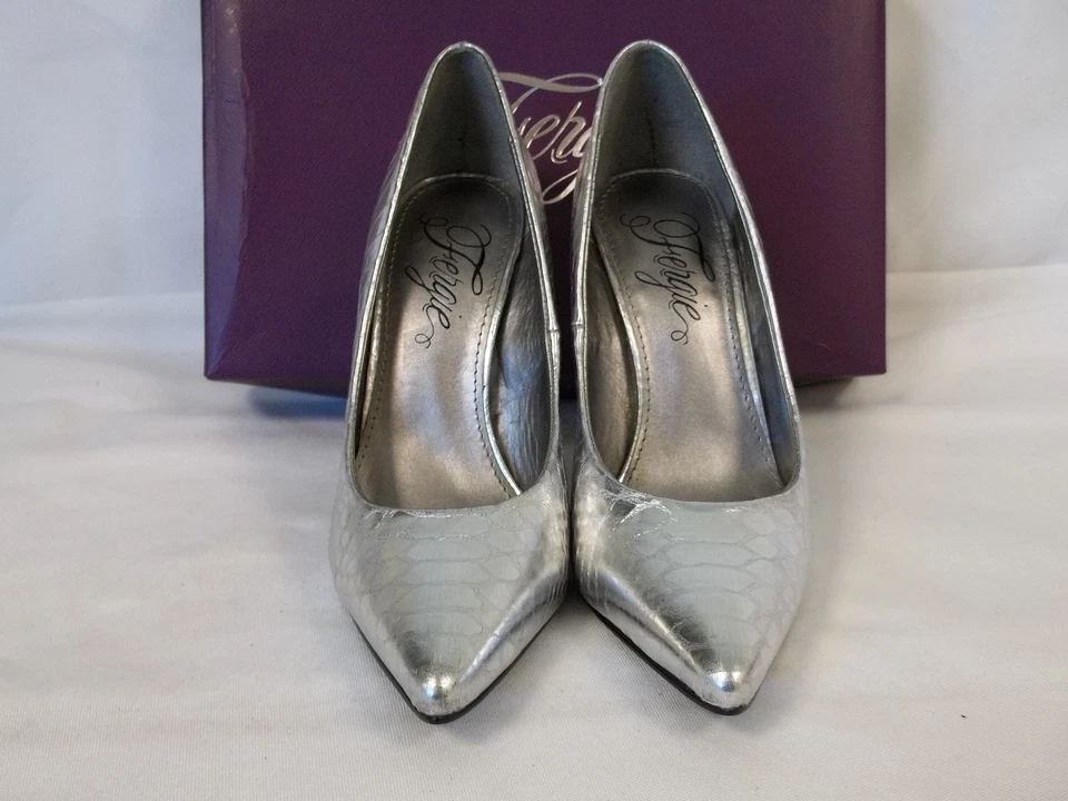 Fergie 6,5 M протест серебро змея каблуки новые женские туфли  - Изображение 2 из 4