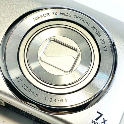 Nikon COOLPIX S3500 Silver Compact Digital Camera | eBay