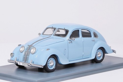 Adler 2.5 Liter Autobahn hellblau Neo 1:43 NEU/OVP 45026 - Afbeelding 1 van 3