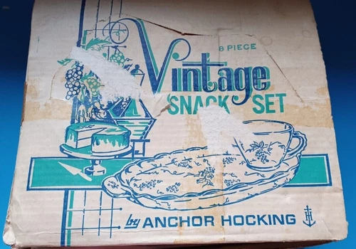 Anchor Hocking MCM VINTAGE SNACK 8 PC SET 600/76 PLATES TRAY CUPS GRAPES NEW BOX