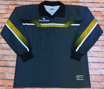 Diadora et football : maillots vintage légendaires à l