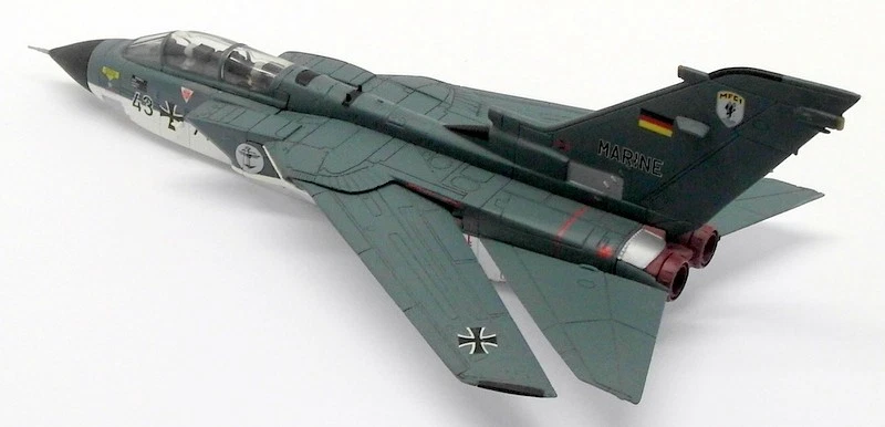 Corgi 1/72 Scale AA33608 Panavia Tornado IDS MFG-1 Fed German Navy Schleswig '87 - Image 3 of 4