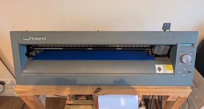 Roland CAMM-1 Vinyl Plotter | CX-24 | USB-Anschluss | 585mm Schneiderbreite