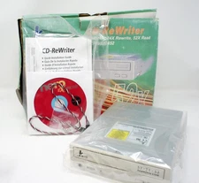 K Hypermedia CD-ReWriter Internal PC Drive 52x Write, 24x Rewrite, KHCRW522452