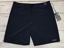 NWT RVCA VA Solid Trunk 19" Boardshorts Men s Sz 34 Black