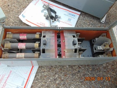 Westinghouse FDPT3622R Twin Panel Mount Switch, 60 Amp 600V WITH HARDWARE