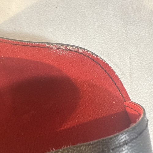 DE COLECCIÓN Ray Ban Gafas de sol/Gafas de sol Estuche a presión NEGRO Y ROJO - Imagen 8 de 10