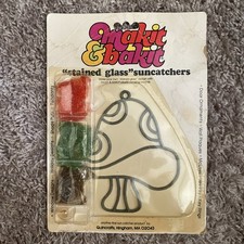 Vintage Makit Bakit Stained Glass Suncatcher Kit Frame Mushroom