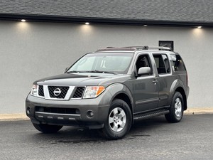 2007 Nissan Pathfinder LE