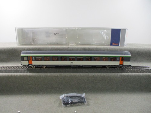 Roco Spur H0 74534 Corail-Großraumwagen 2.Klasse der SNCF in OVP | Condition: Gebraucht