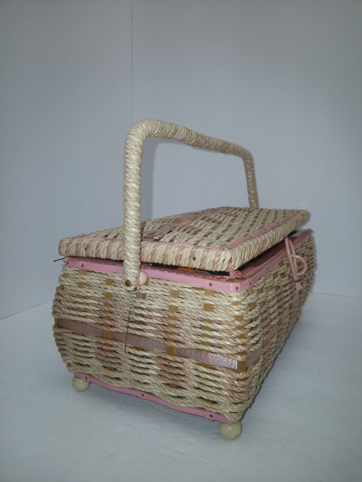 Vintage DRITZ PINK  Wicker Woven Sewing Box Basket w/Notions Contents 1960's