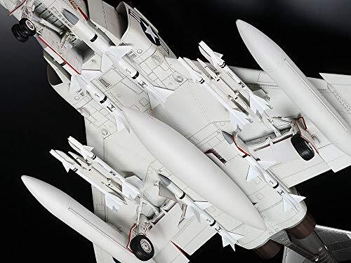 TAMIYA 1/32 US Navy McDonnell Douglas F-4J Phantom II Model kit 60306 JAPAN TAMIYA 1/32 US Navy McDonnell Douglas F-4J Phantom II Model kit 60306 JAPAN