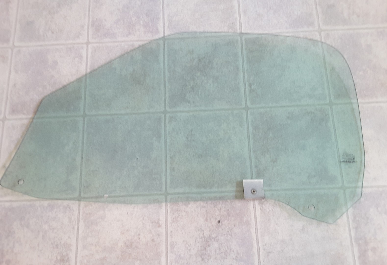 2002-2005 Passenger Door Glass M138 Maserati Spyder 4200 