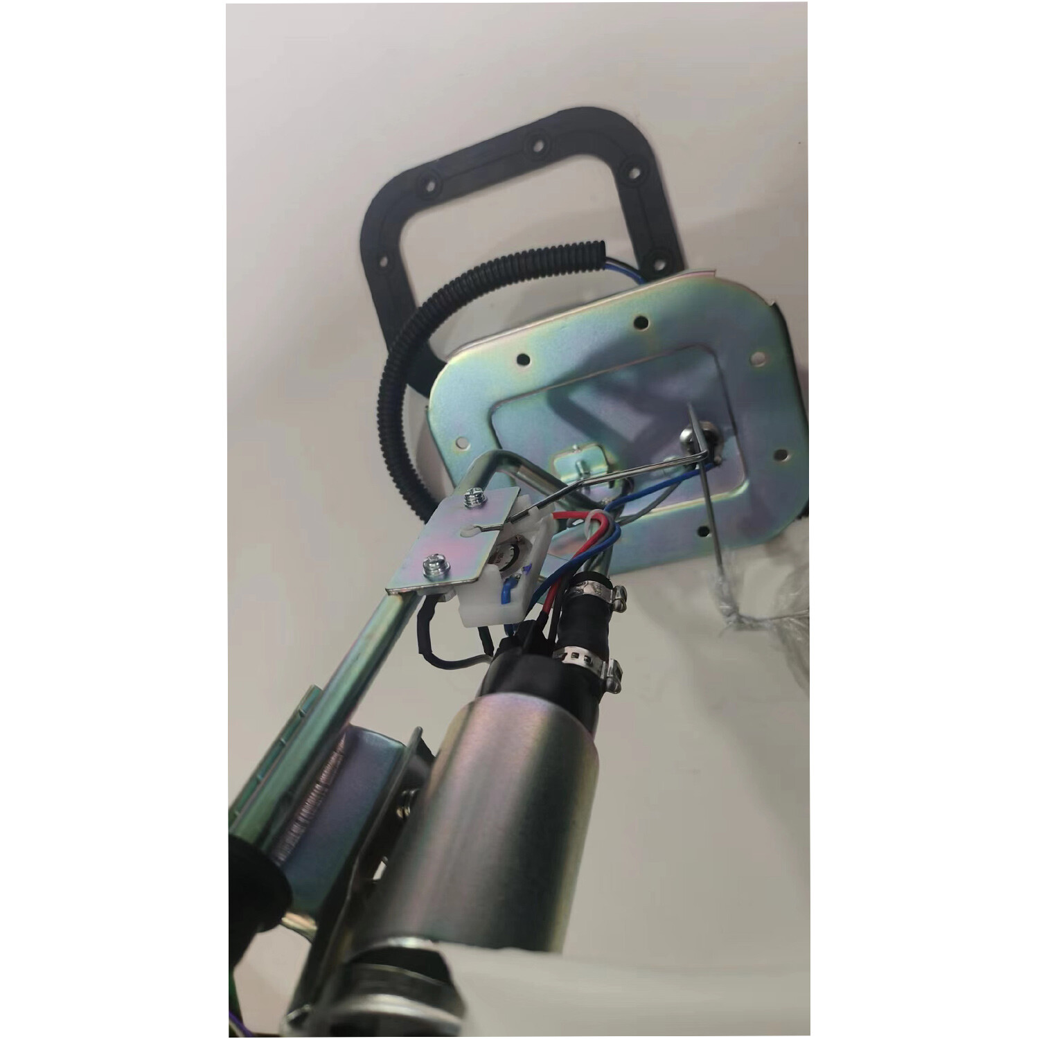 Fuel Sending Unit Gas Tank Sender Unit For 19871990 Jeep Wrangler YJ