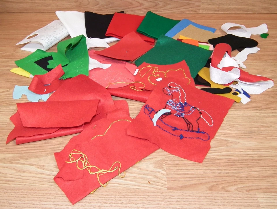 Random 7+ oz Lot of Multi Colored Felt Scraps - Christmas, Colors, Patterns READ - Image 4 of 4