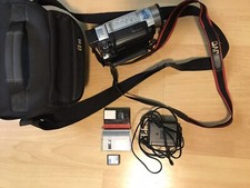 JVC GR-DVL520U 700x Zoom Digital Video Camera W/ Box Charger, 2 Tapes  SD card