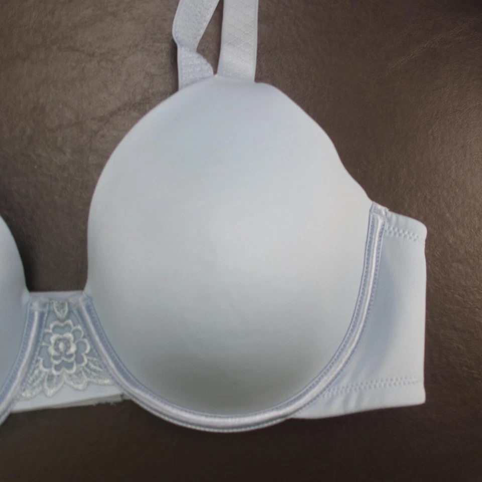 Sujetador Vanity Fair 36C azul bebé acolchado con aros cierre ajustable trasero Foto 4 de 4