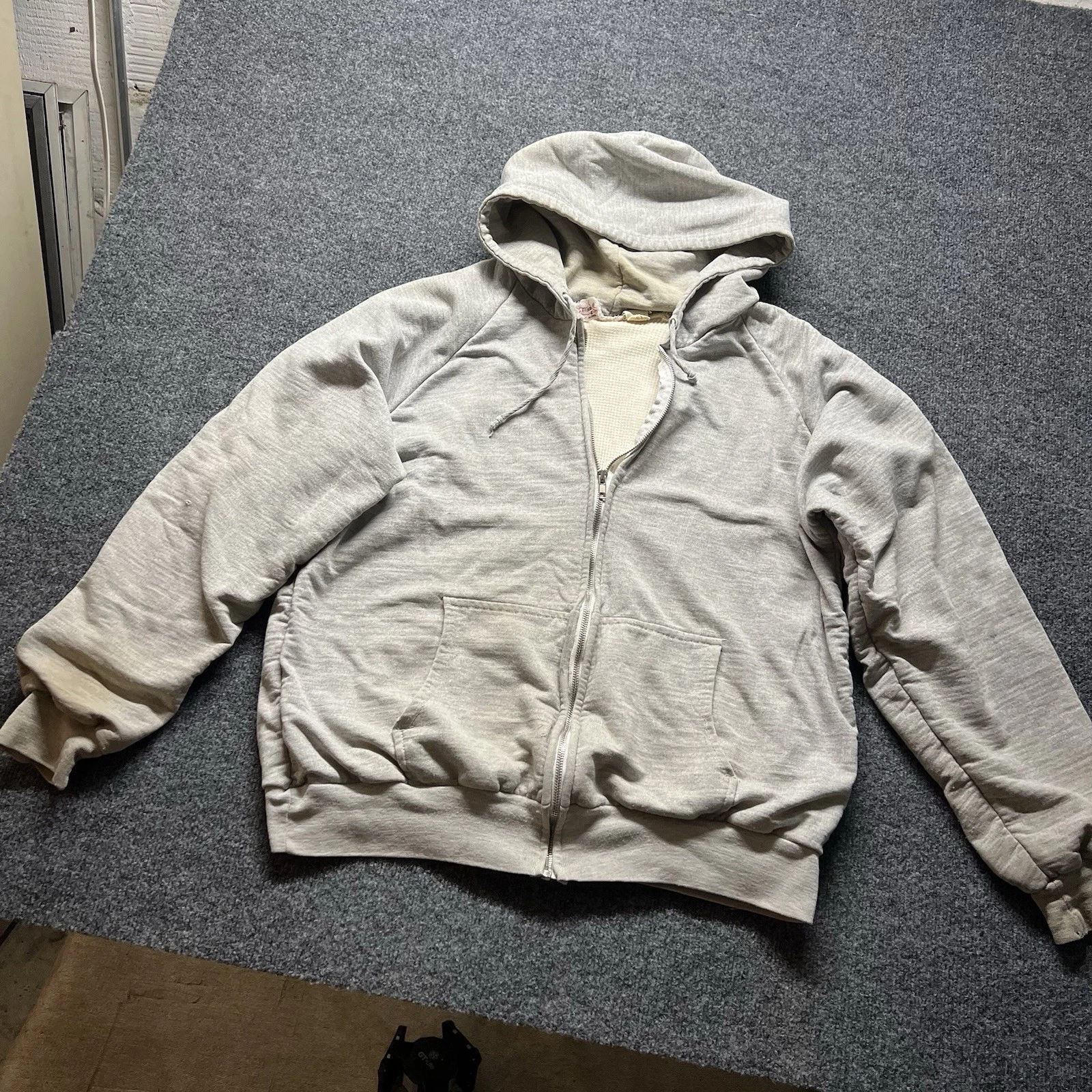 Vintage 70s 80s Waffle Thermal Lined Zip Hoodie Jacket Sweatshirt Distressed
Opens in a new window o