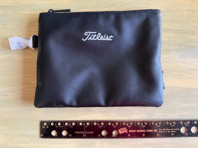 NEW RARE! Team Titleist Golf Valuables Pouch Leather Zipper Bag 