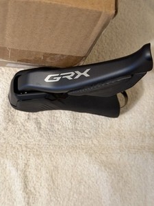 Shimano GRX ST-RX825-R Right Di2 Hydraulic Brake/Shift Lever 12-Speed