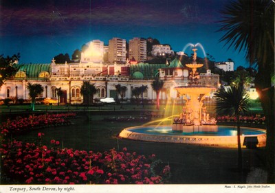 c19529 Bei Nacht Torquay Devon England John Hinde Postkarte
