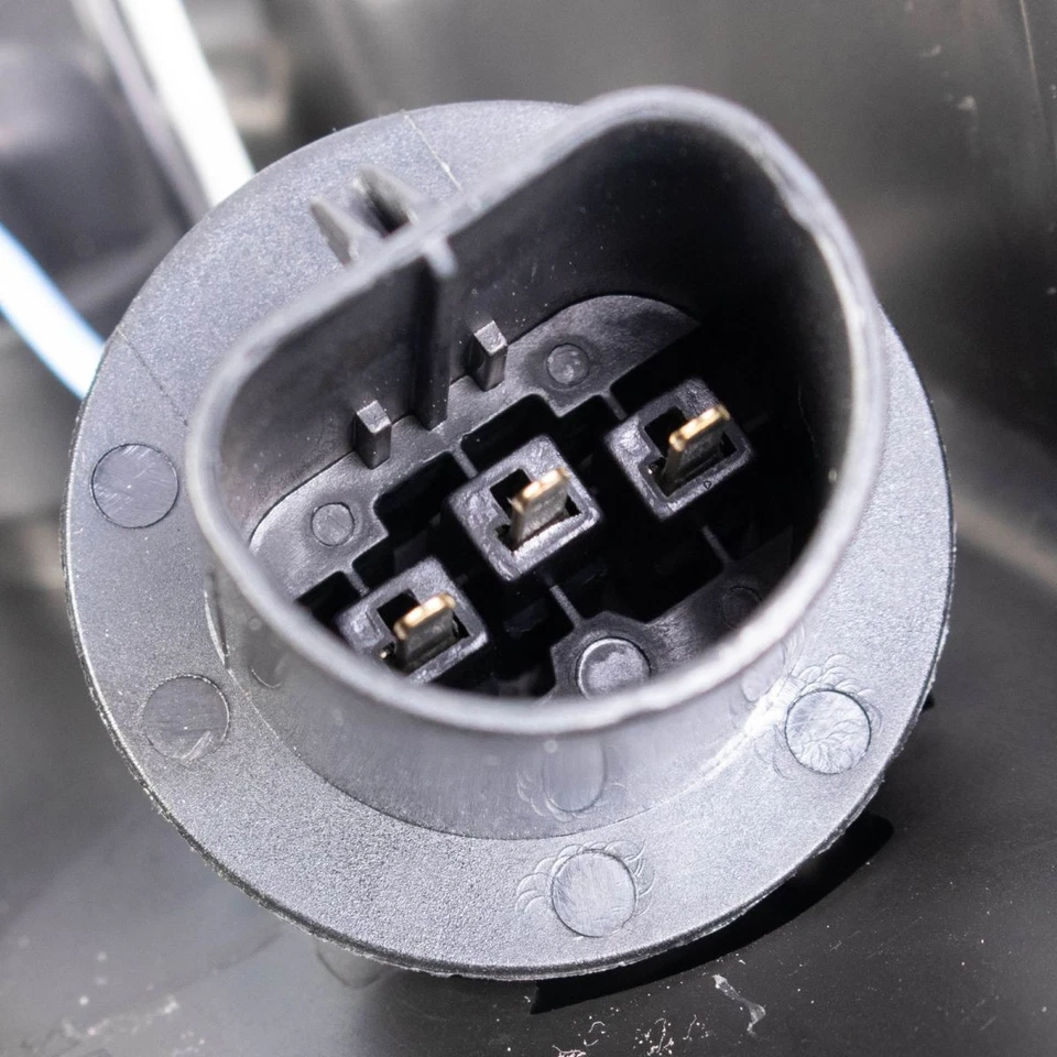 Juego de montaje de faros de fondo negro lado conductor y pasajero para Ford 99-04 Foto 3 de 4