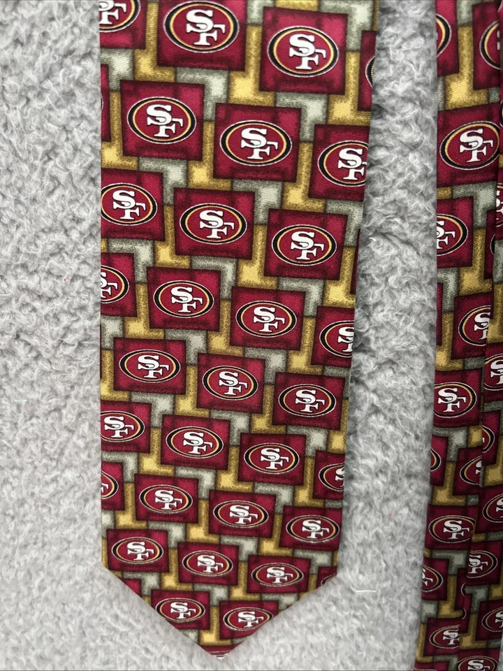 Corbata 100 % seda SAN FRANCISCO 49ERS, ALAS DE ÁGUILA NFL Foto 2 de 4