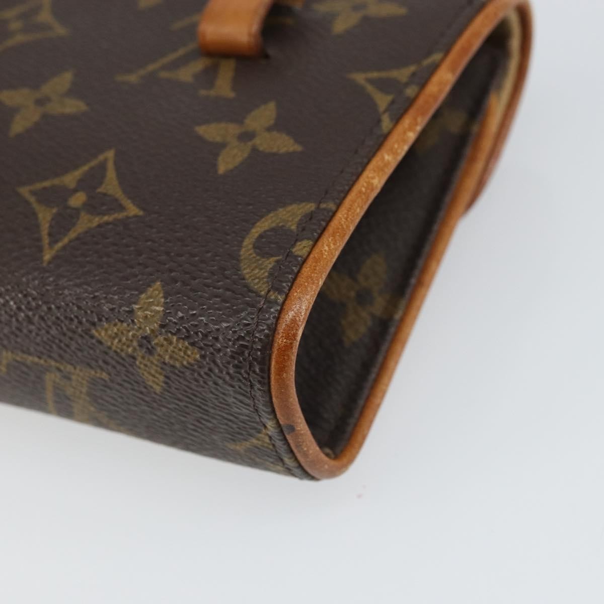 Louis Vuitton Florentine Waist Monogram Canvas Brown Clutche & Pouche Bag — image 10