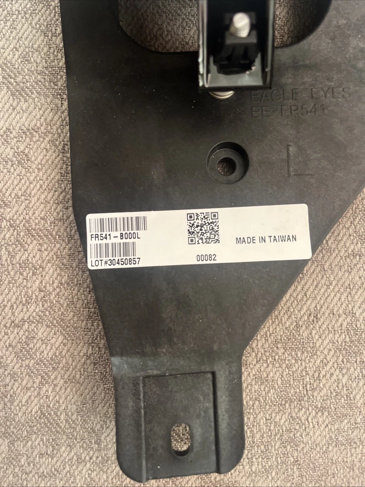 Левая противотуманная фара со стороны водителя для Ford FR541B000L 05-07 Ford F-250 F-350 Eagle Eye - Изображение 2 из 4