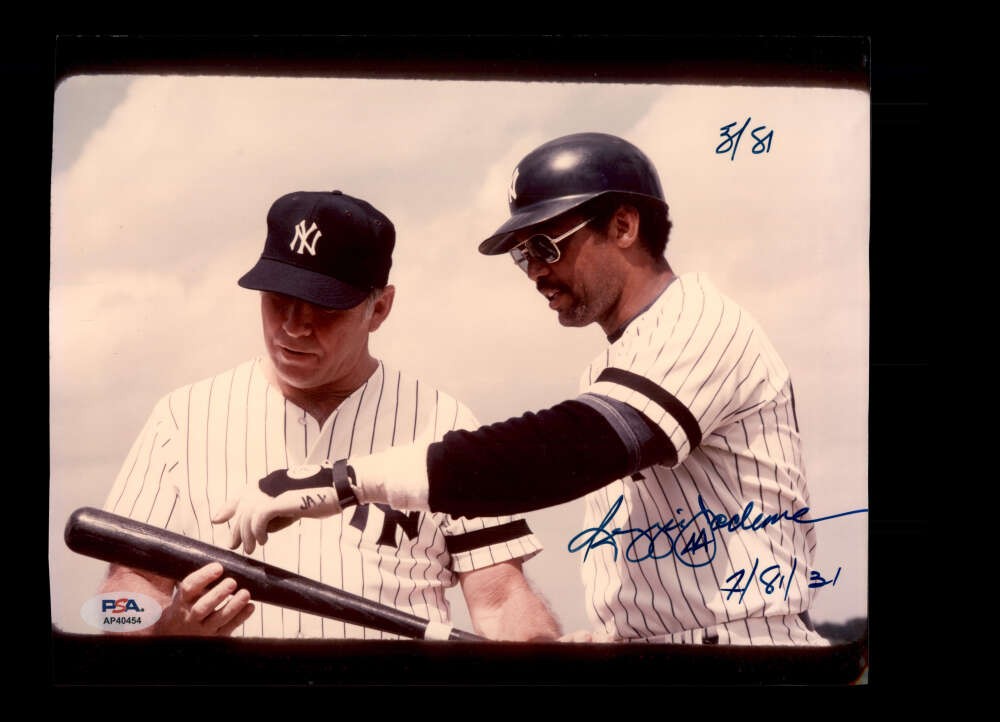 Reggie Jackson PSA DNA Signed 8x10 Photo Autograph Yankees
