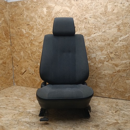 BMW E30 Fahrer Sitz 4 Zylinder Muster Velour