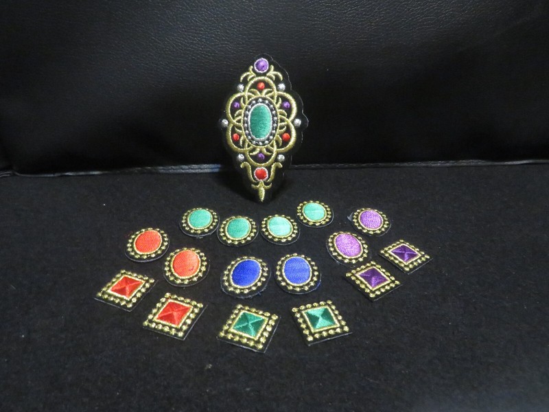 VINTAGE EMBROIDERED APPLIQUÉ GEM DESIGN PATCHES ~ MULTI COLOR w/ GOLD TRIM