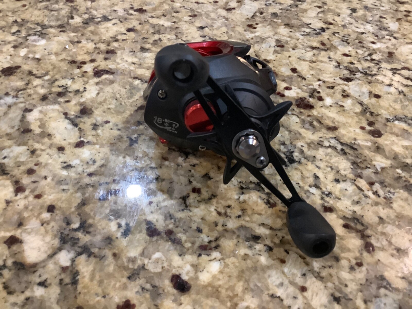 shimano baitcasting fishing reel