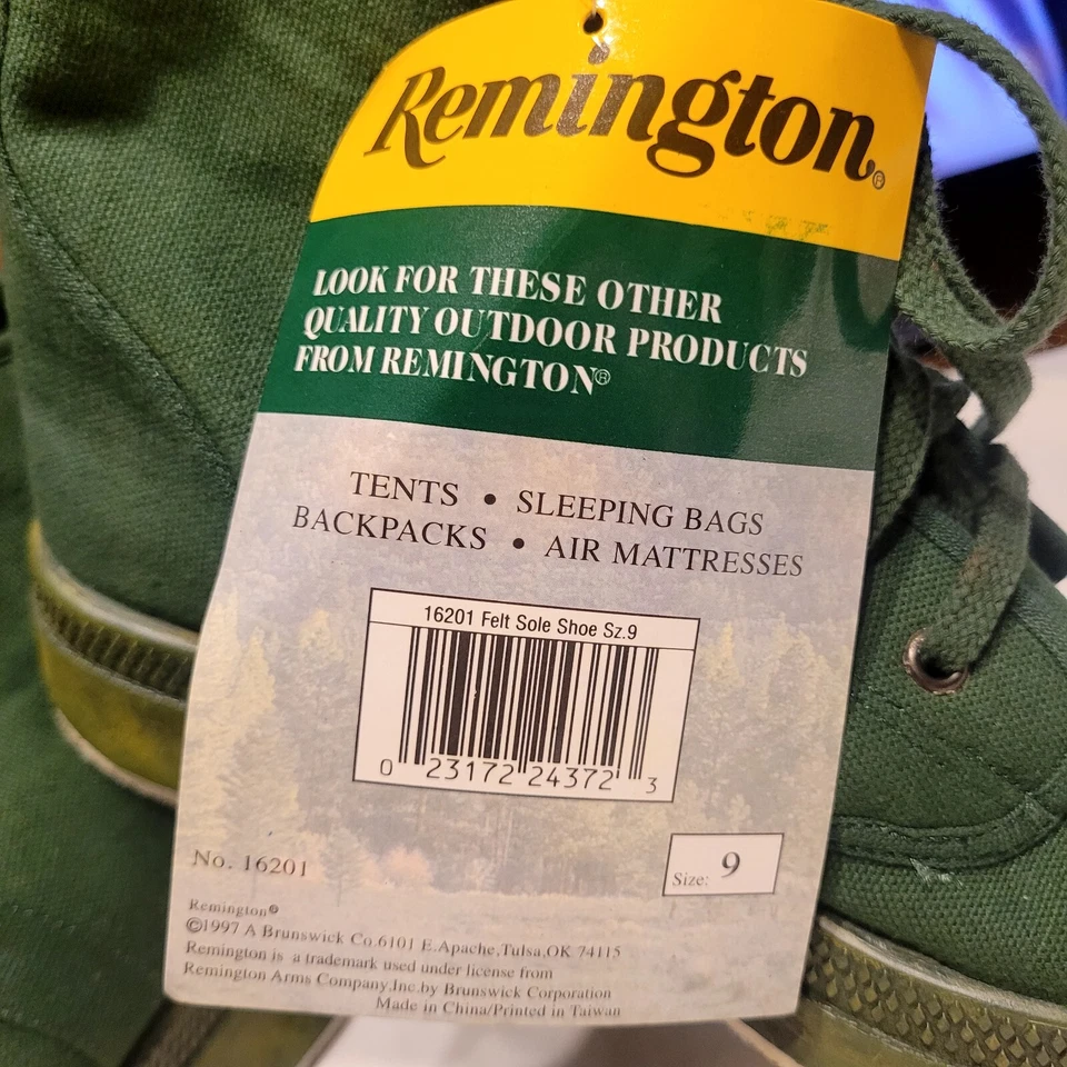 NEW WITH TAGS Remington 16202 Green Canvas Wader Shoes Lug Soles Men’s Size 9 - Image 3 of 4