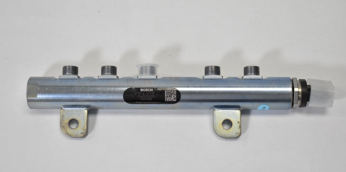 Bosch Genuine OEM Fuel Rail 35032008F Replacement Unit 22-09-12 