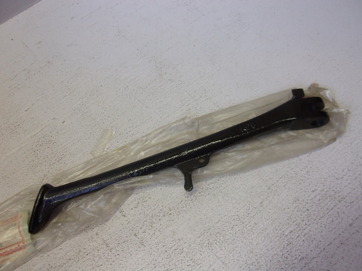 OEM Kawasaki Motorcycle 1987 Ninja 750R - ZX750-F1 Stand 34024