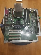 M/B Dell Dimension 8200 01T751+CPU P4 SL5YR+Heatsink+512MB RAM+I/O panel+Synergy