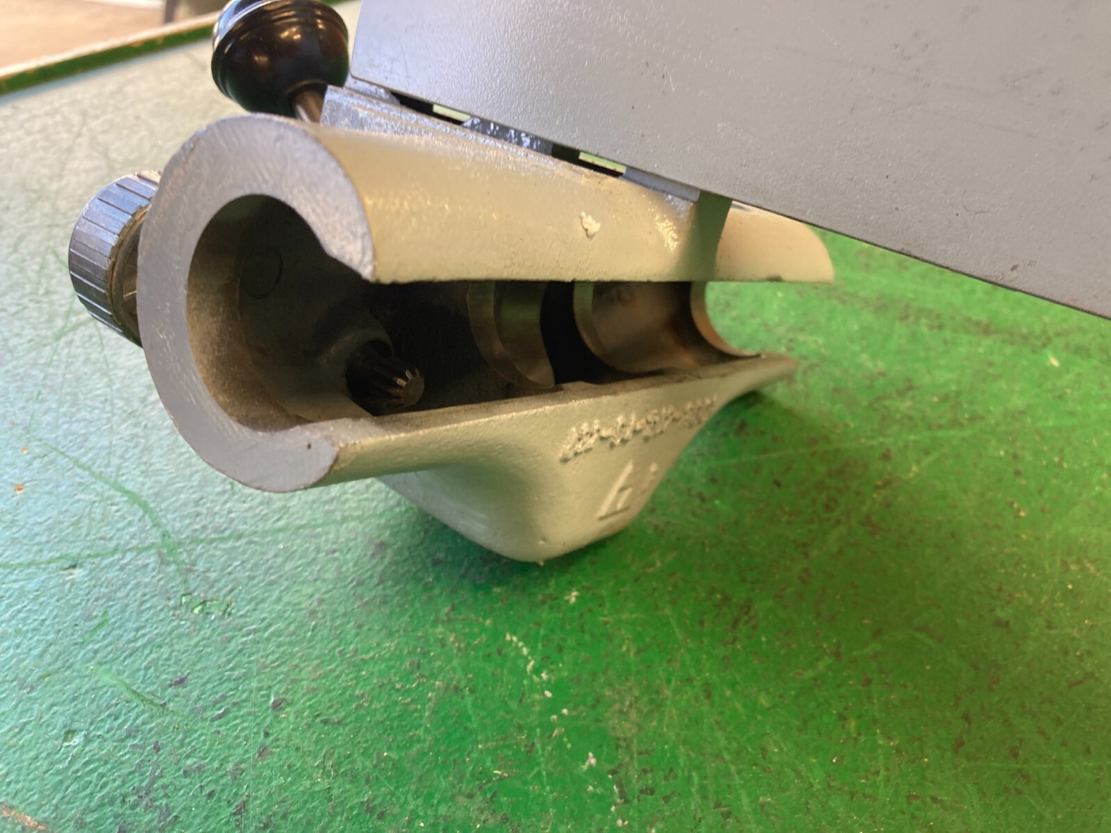 Delta table saw RIP FENCE ONLY for 27" deep cast iron top fits 1.38