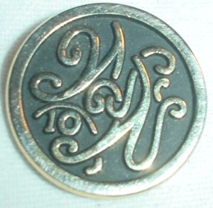 WEIGHT WATCHERS 10 POUND REWARD LAPEL PIN/ 1"