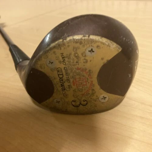 Tacos de golfe antigos Daiwa Driver e Eixos