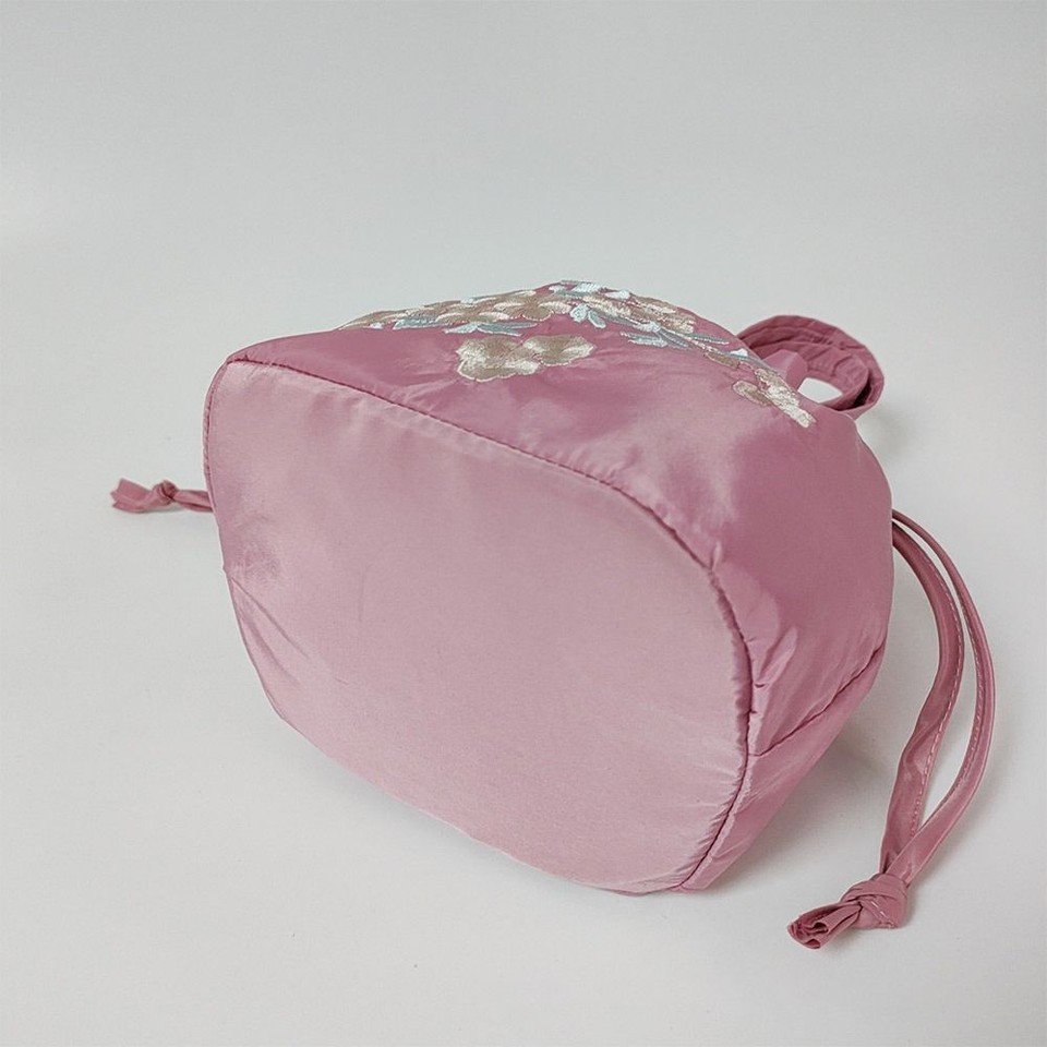 National Style Drawstring Bag Embroidered Flower Pattern Ladies Handbag