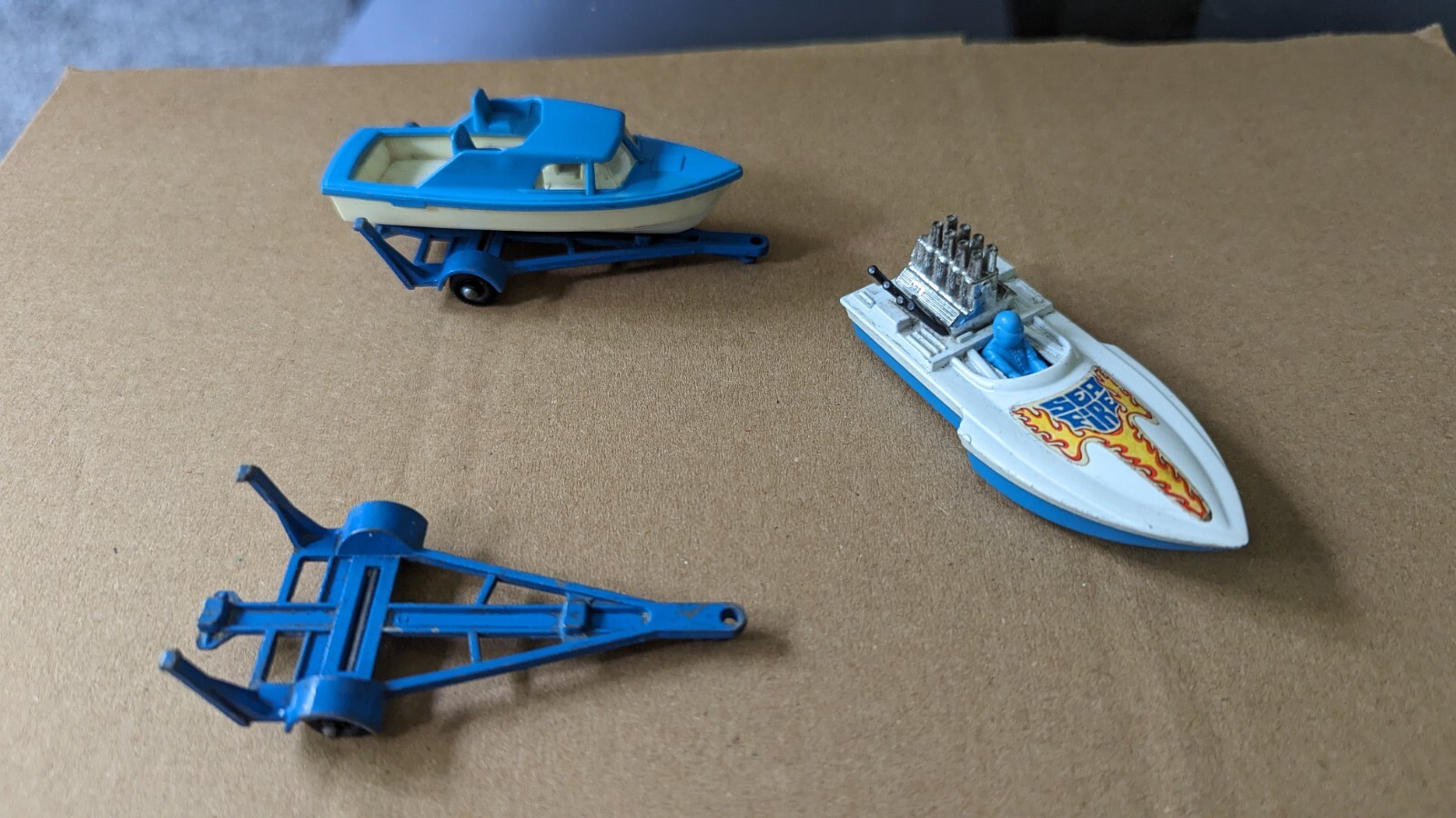 Matchbox 9d, Boat and Trailer - Free Price Guide & Review